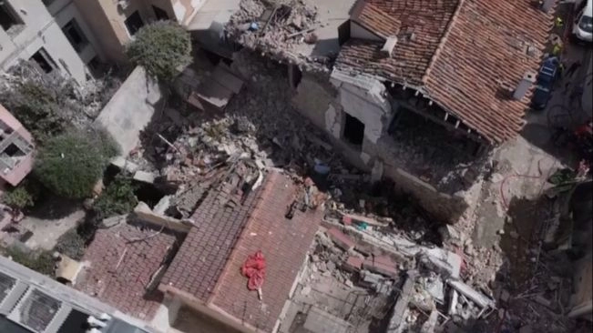 Snažna eksplozija u Atini: Dvije osobe poginule, za četiri se još traga